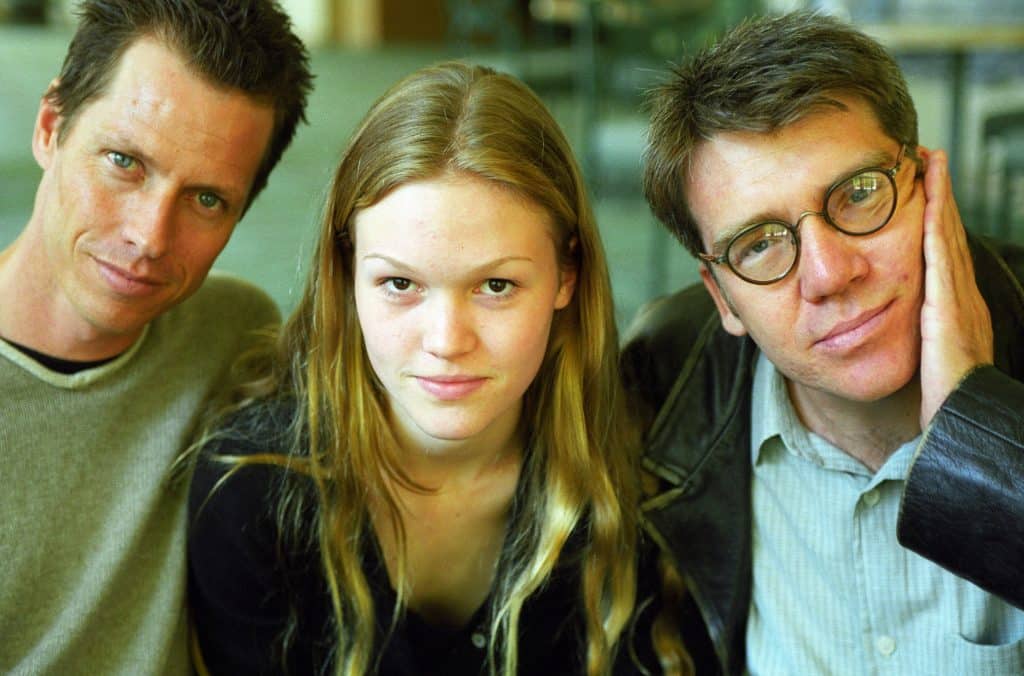 Publicity photograph of producer Frank Beddor, star Julia Stiles, and director Michael Steinberg for the 1998 thriller "Wicked". 